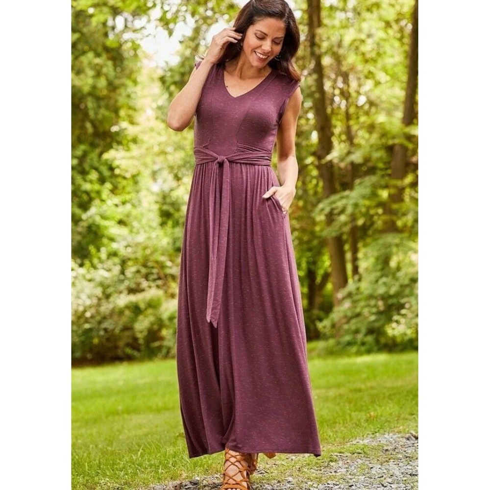 Matilda Jane chasing waterfalls maxi dress size small burgundy cap sleeve